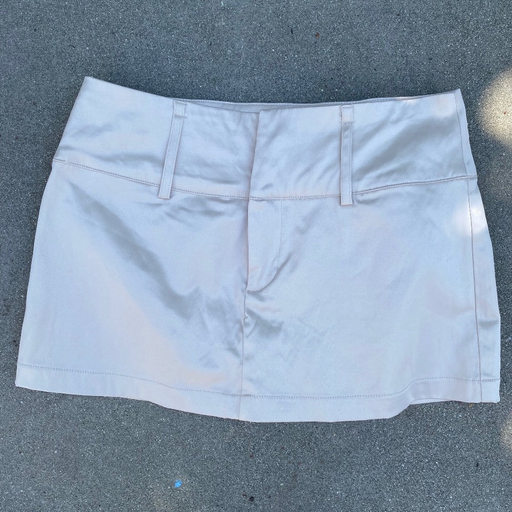 Forever 21 cream satin mini skirt / skort
